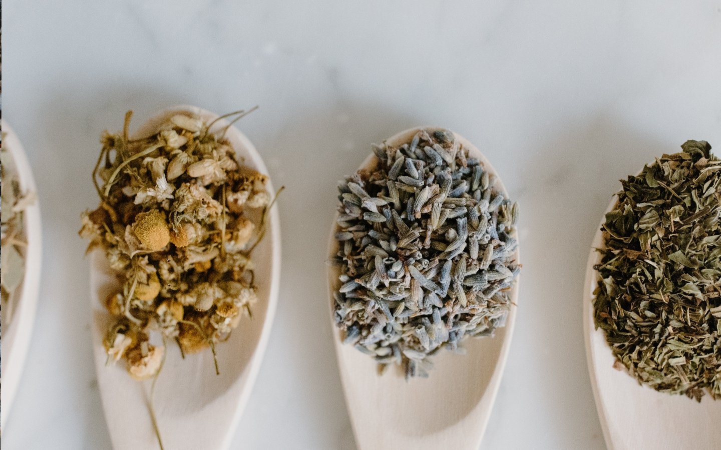 Is It Safe To Put Dried Herbs In Candles?